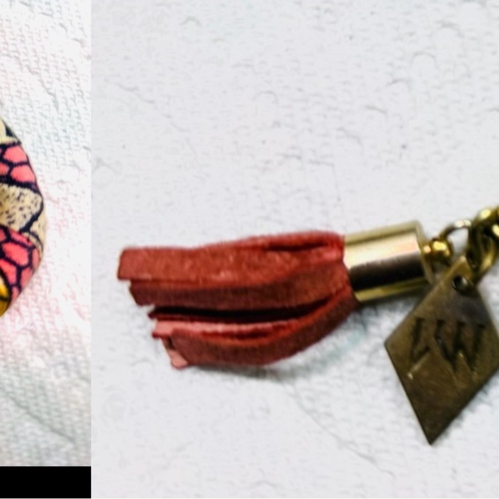Pink and Gold Bracelet with Tassel Charm - Picture 2 of 2